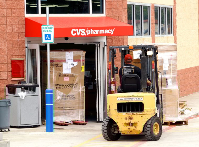 Cove CVS Pharmacy moving in